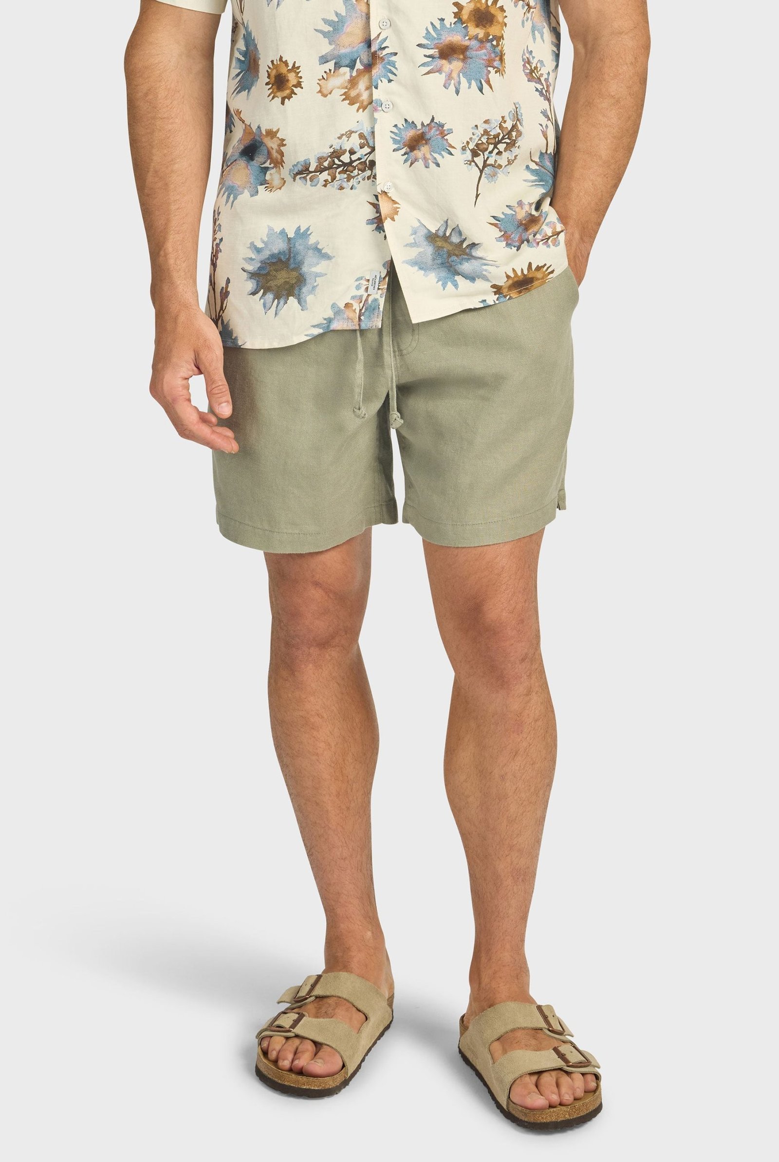 RIVIERALINENSHORT-ALOEGREEN-B.jpg Riviera Linen Short - Image 1